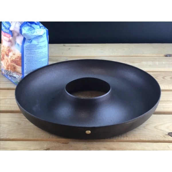 Spun Iron Baking Bell with a 12 inch Griddle and Baking plate