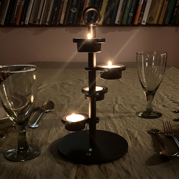 Candlestick with 4 tea lights