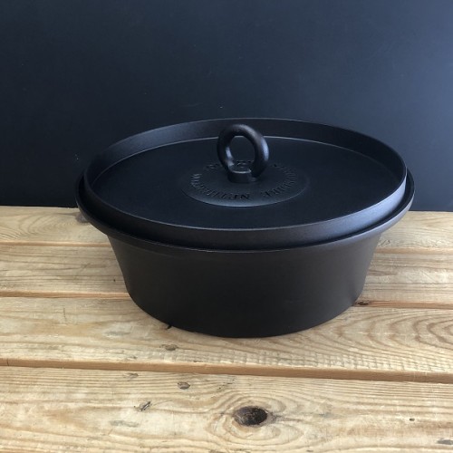 https://www.netherton-foundry.co.uk/image/cache/catalog/Dutch%20Oven/Bowl%20with%20lid%20on%20sml.-500x500.jpg